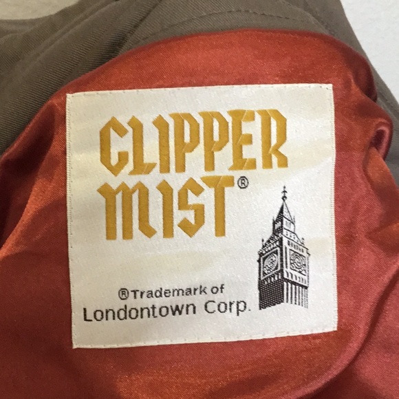 London Fog trench coat - Picture 12 of 12